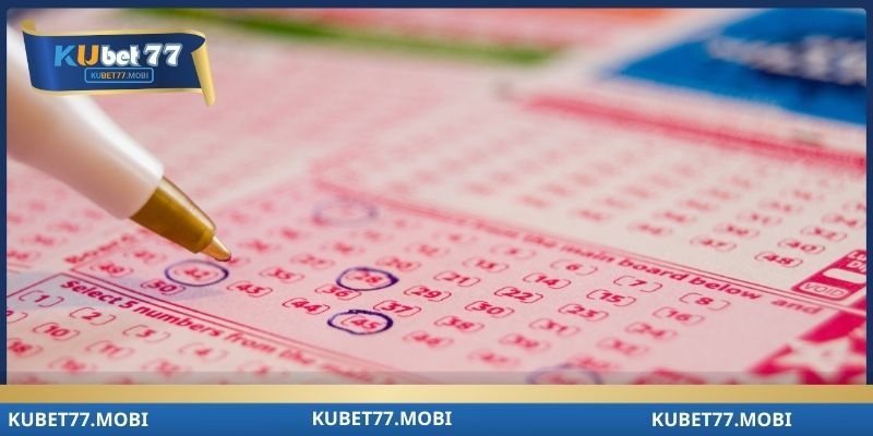 Người chơi dùng phần mềm dự đoán kết quả